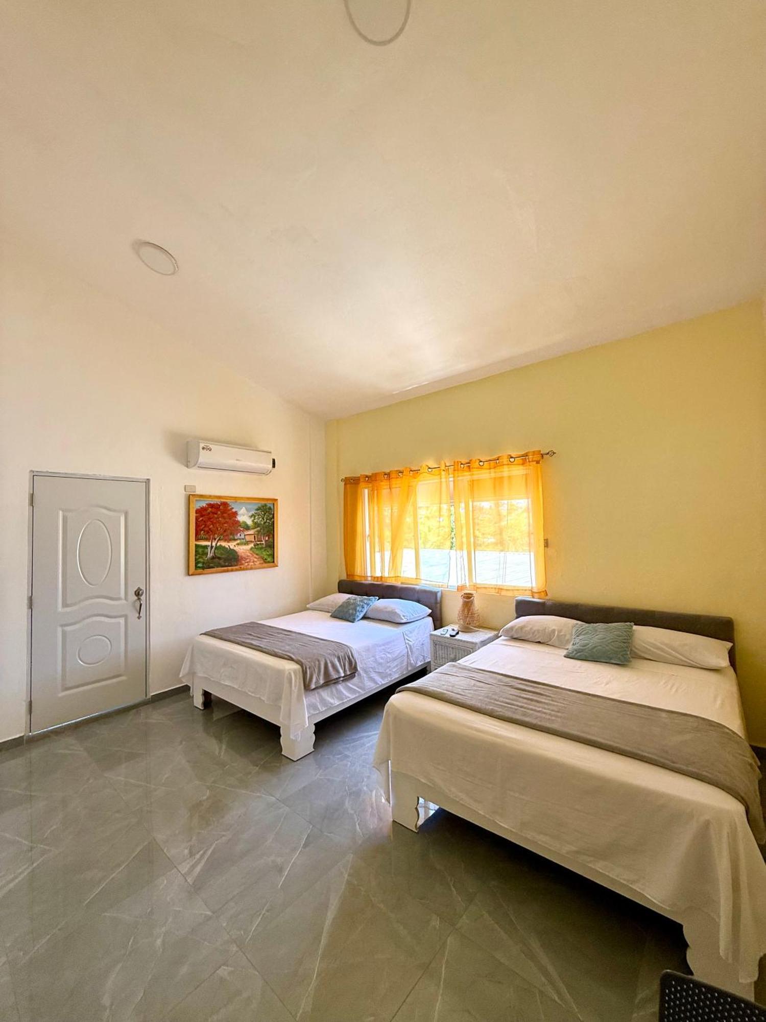 Hotel Al Mare Barahona Εξωτερικό φωτογραφία