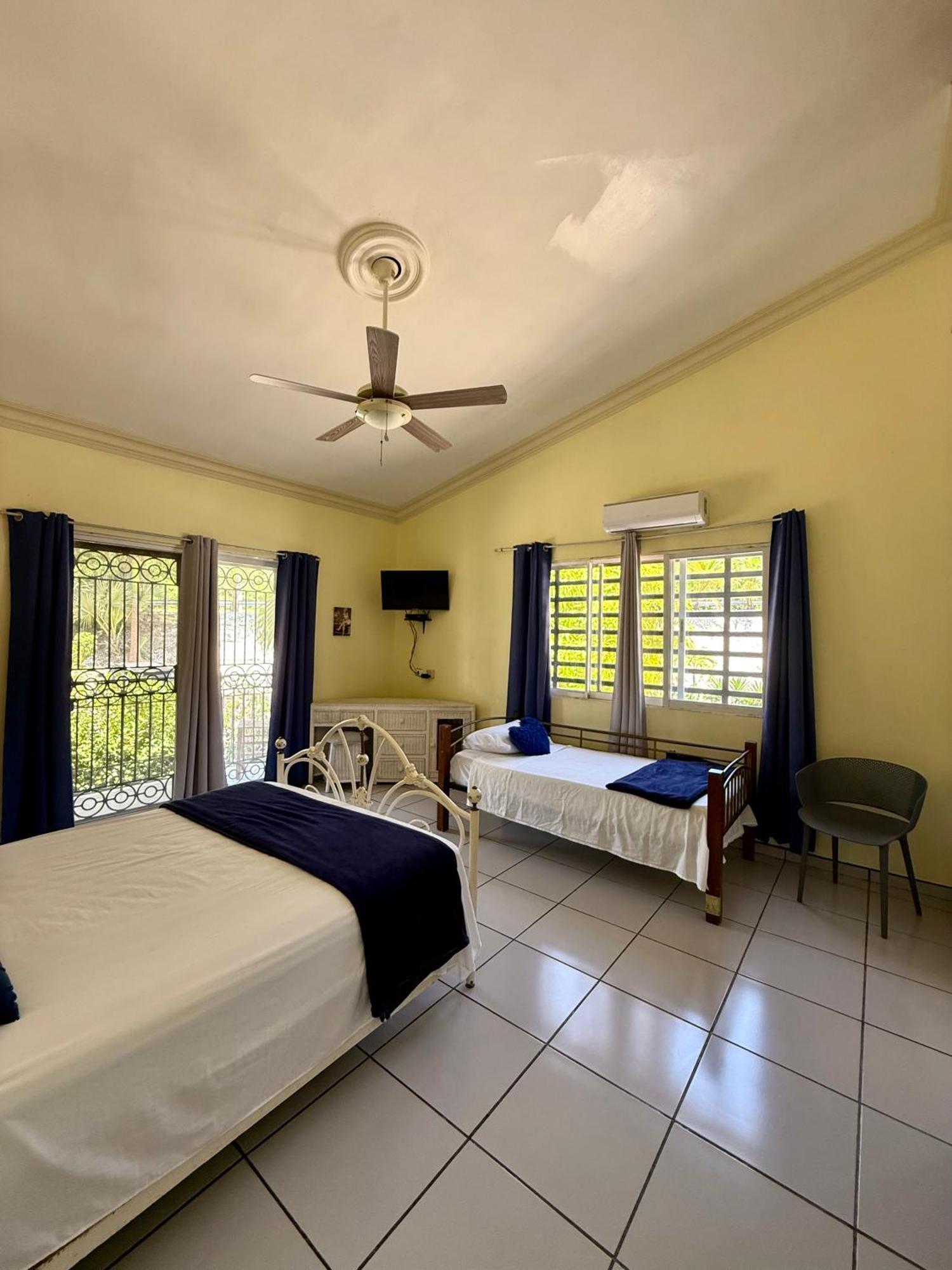Hotel Al Mare Barahona Εξωτερικό φωτογραφία
